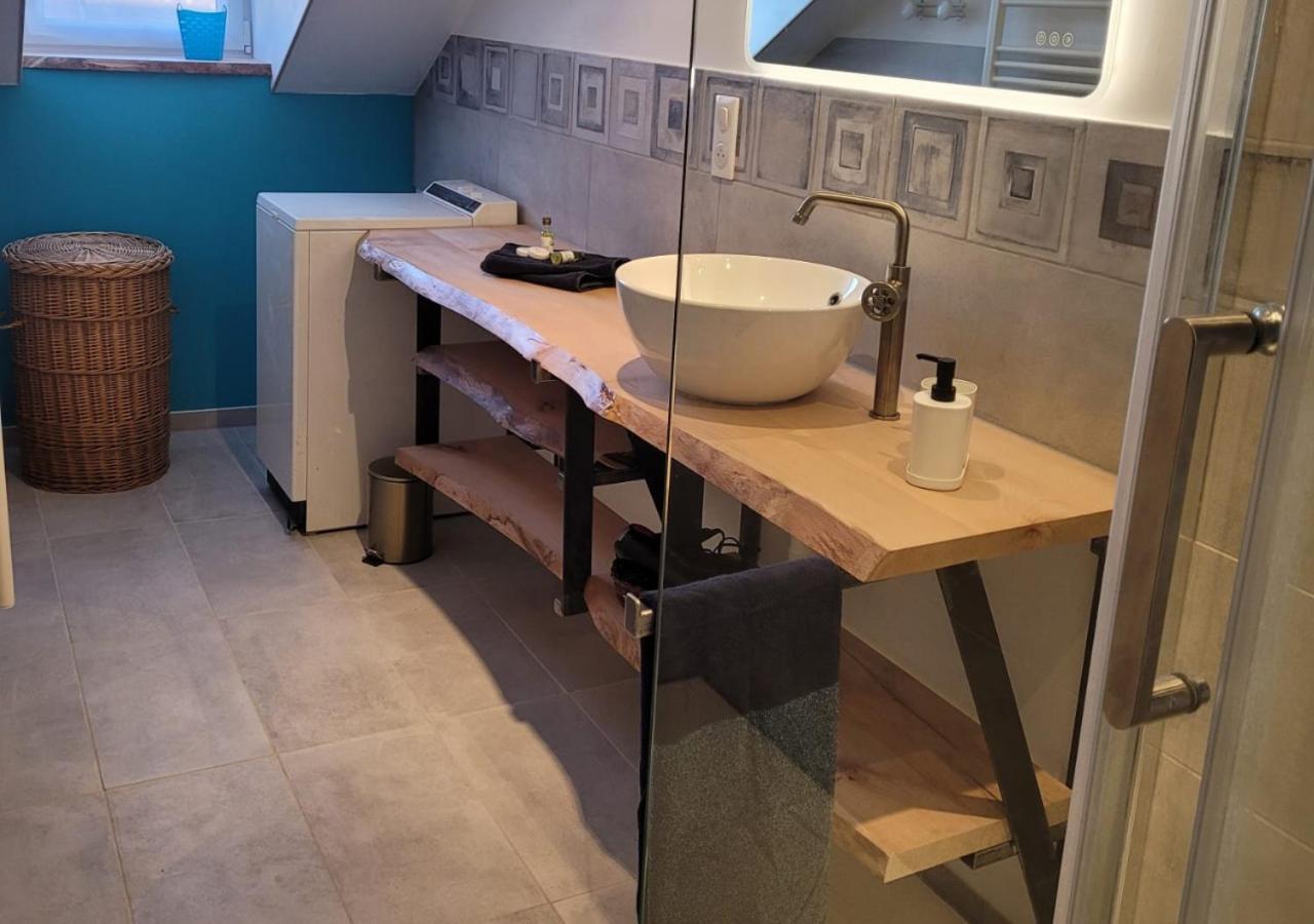 Appartement Cosis Appt à - 4 Personnes- Free Parking Colmar